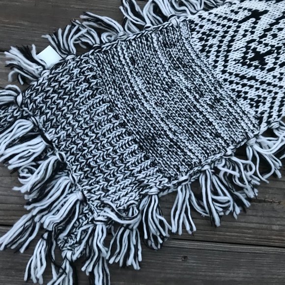 Bcbgeneration Women Scarf Black and white knit lon - Picture 5 of 14